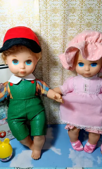 Muñecos hermanos Mattel 1994 - miniatura 1