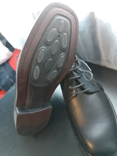 Zapatos de vestir negros para hombre - miniatura 2