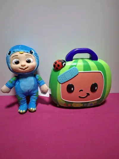 Set de médico musical con muñeco y accesorio - miniatura 2