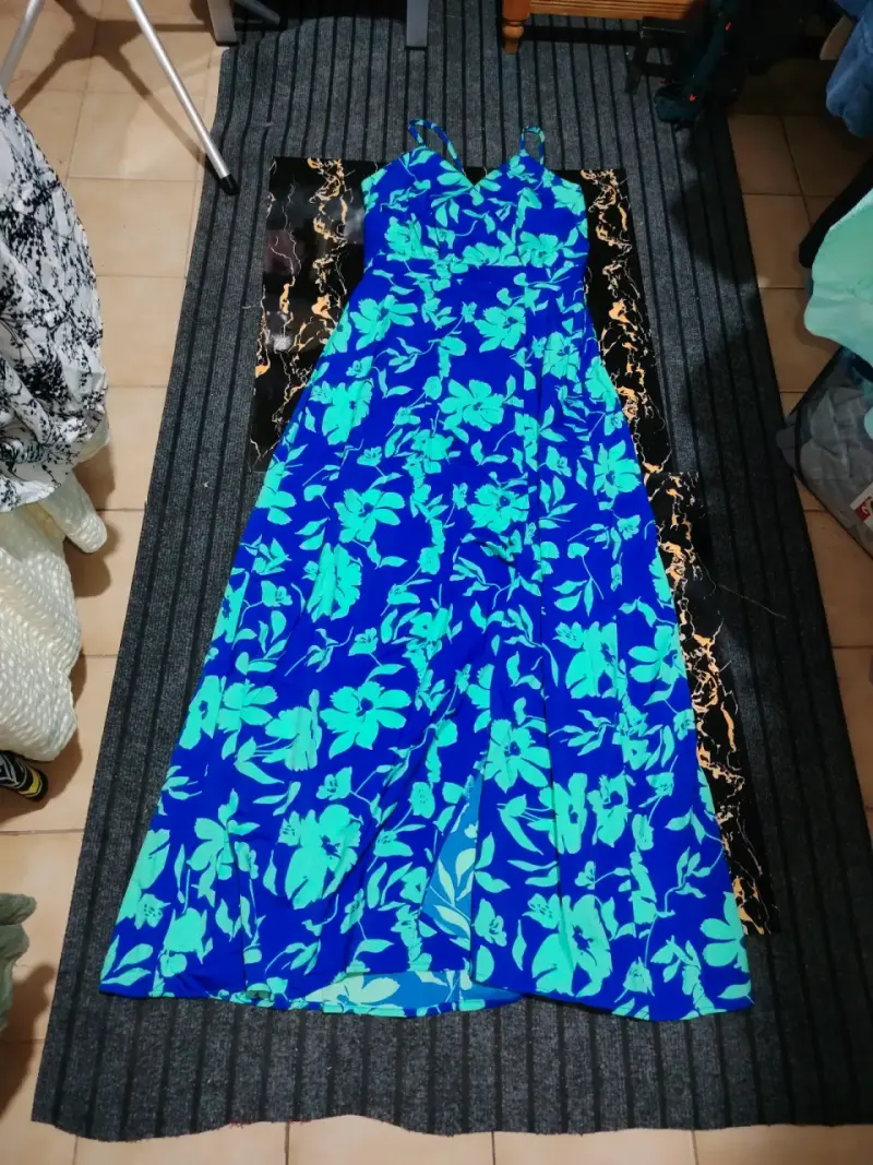 Vestidos y blusas - 1