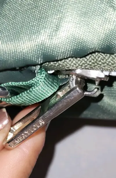 Mochila verde Bimba y Lola con diseño moderno - miniatura 6