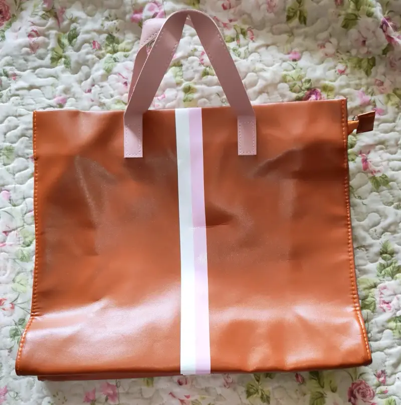 Bolso tote grande marrón con asas rosas - 3