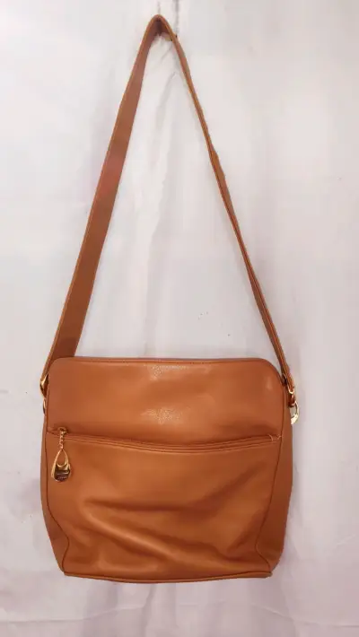 Cartera Carriage House 100% cuero - miniatura 1