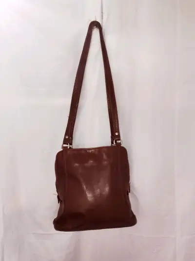Cartera de cuero marrón con correa larga - miniatura 1