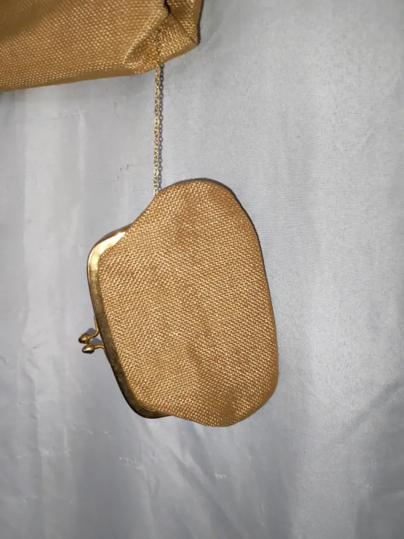Cartera de mano beige con monedero - 4