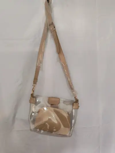 Cartera transparente con detalles dorados MK - miniatura 2