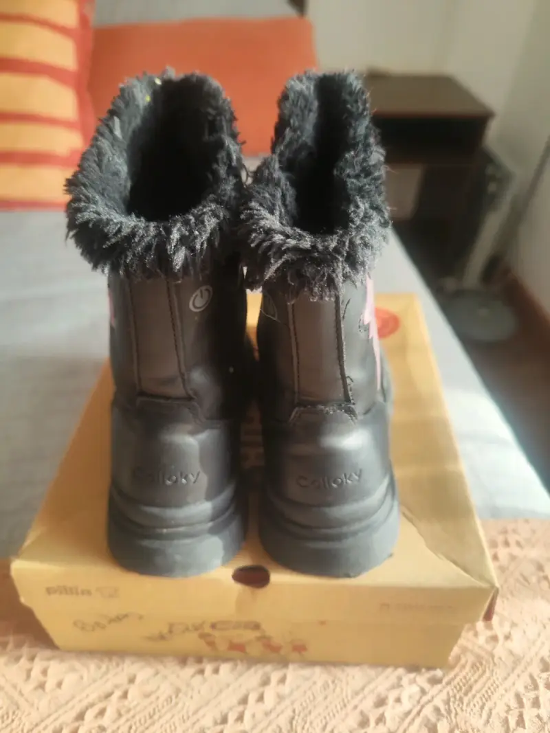 Botas de cuero negro para niños con forro de lana - 3