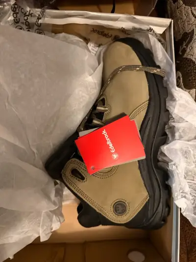 Zapatos de seguridad color beige - miniatura 1