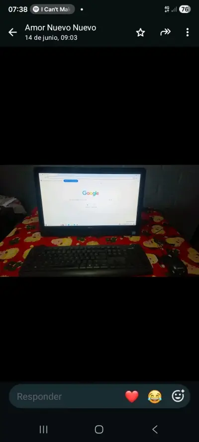 Computador Dell Inspiron 20-3052 con teclado y mouse - miniatura 3
