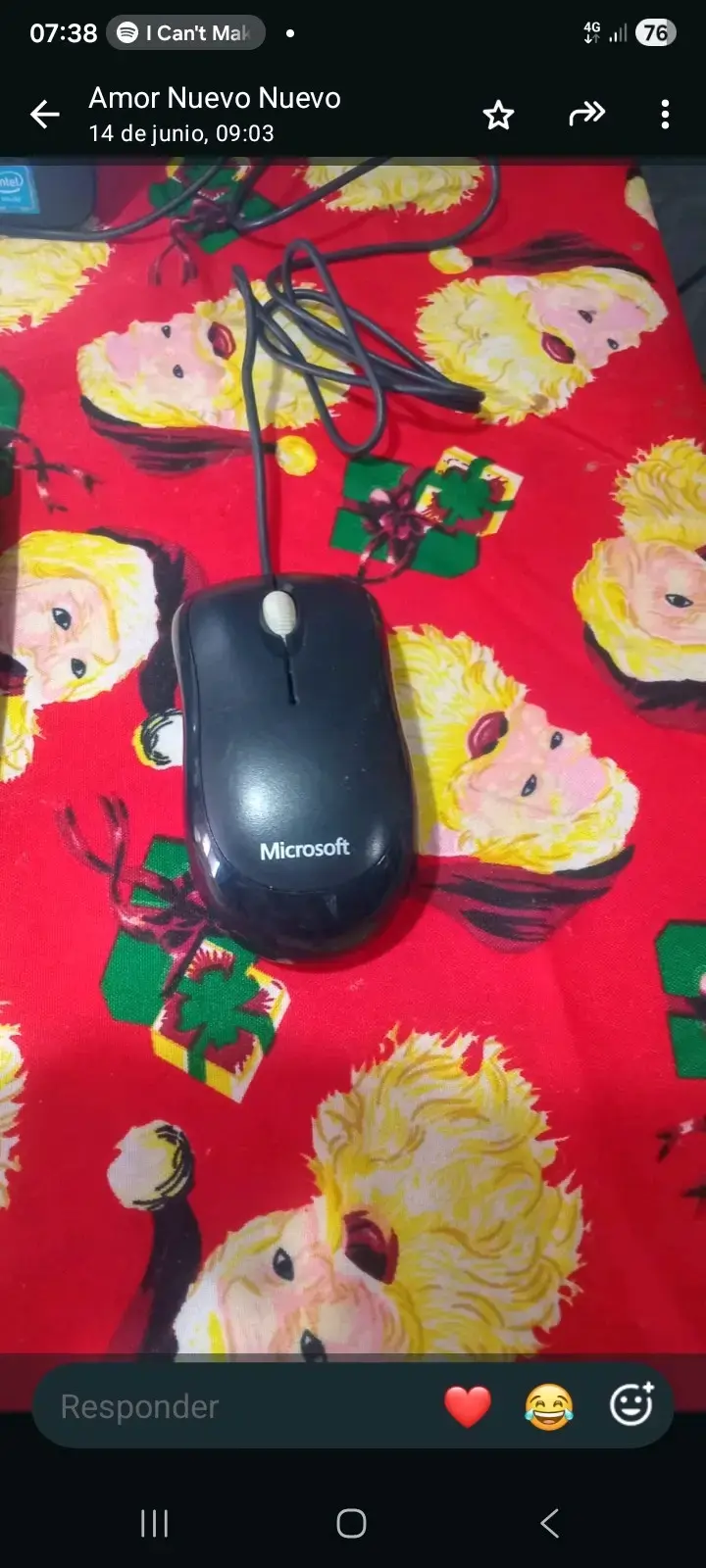 Computador Dell Inspiron 20-3052 con teclado y mouse - 4