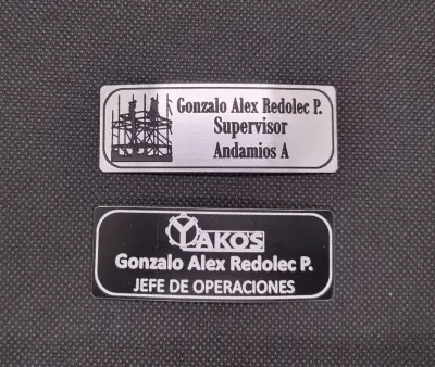 Placas de identificación y piochas - miniatura 5