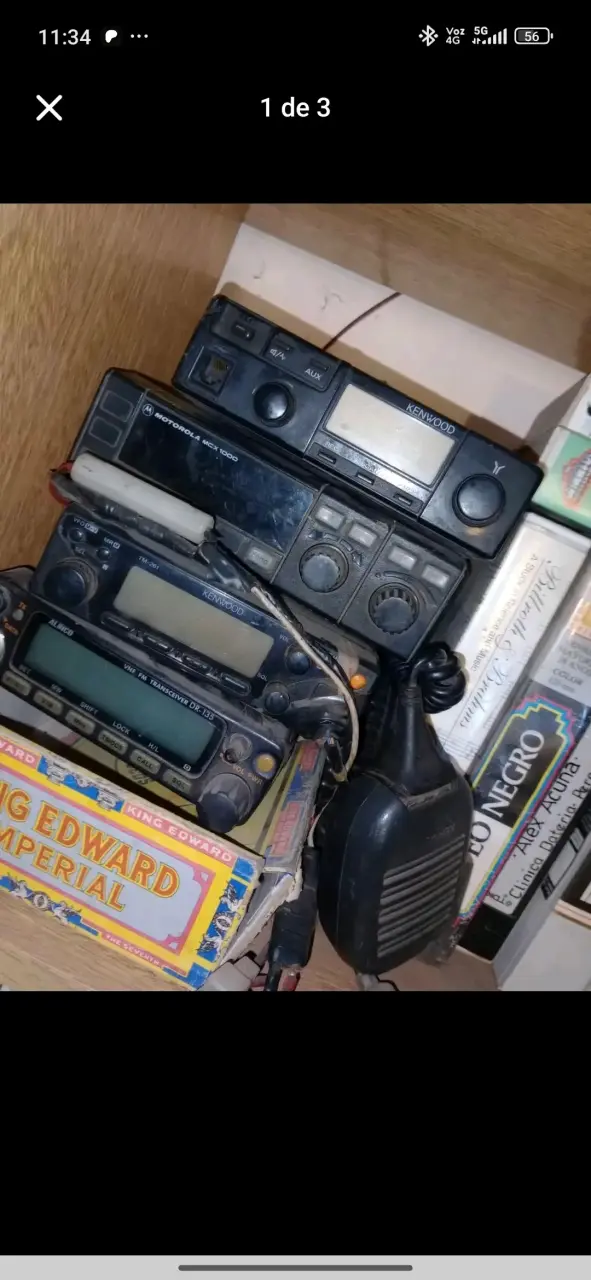 Lote de radios Motorola, icom, Vertex y accesorios - 2