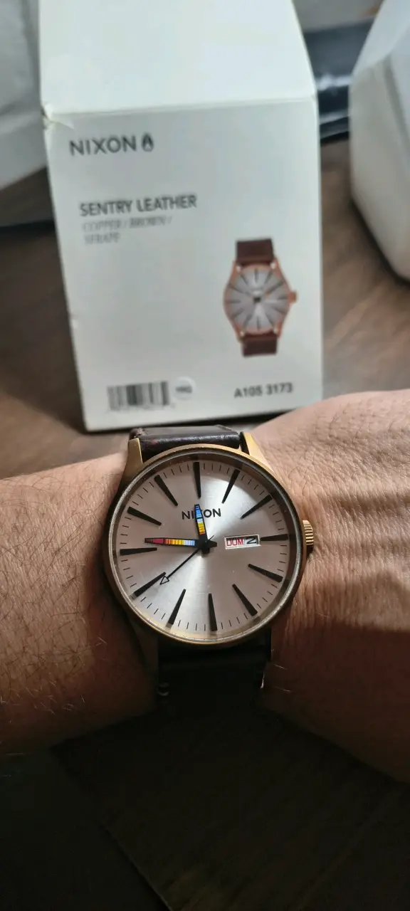 Reloj Nixon Sentry Leather cobre y marrón - 1