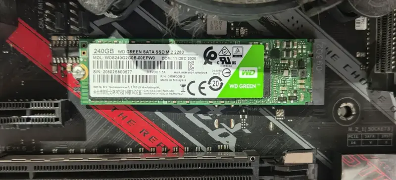 Kit I5 10400 + Asus ROG Strix  + 32 Ram + M.2 240 - 4
