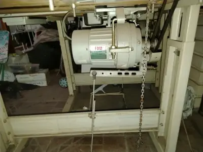 Máquina overlock industrial Avanta GN6 - miniatura 4