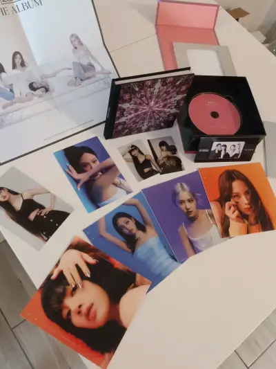 The Album de Blackpink con fotos y póster - miniatura 1