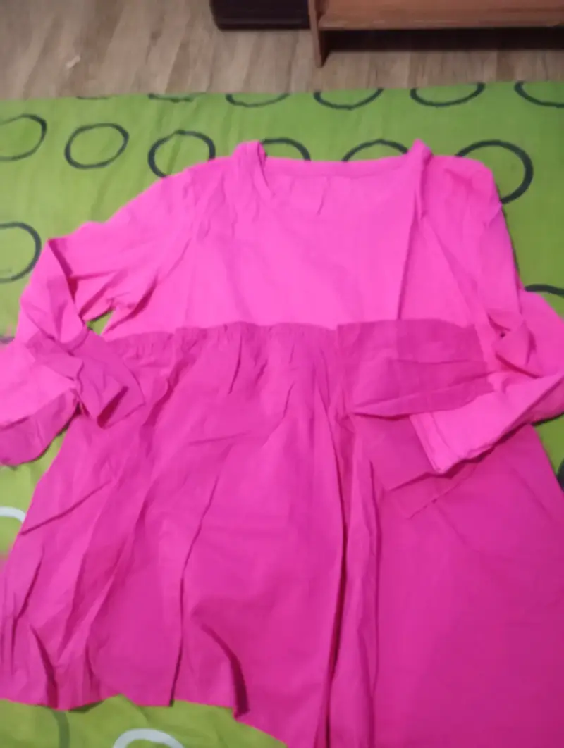 Polera fucsia de mujer talla S-M