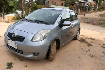 Yaris sport 2008 - miniatura 3