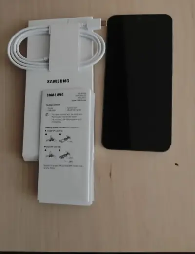 Samsung Galaxy A20s 32GB con cargador - miniatura 2
