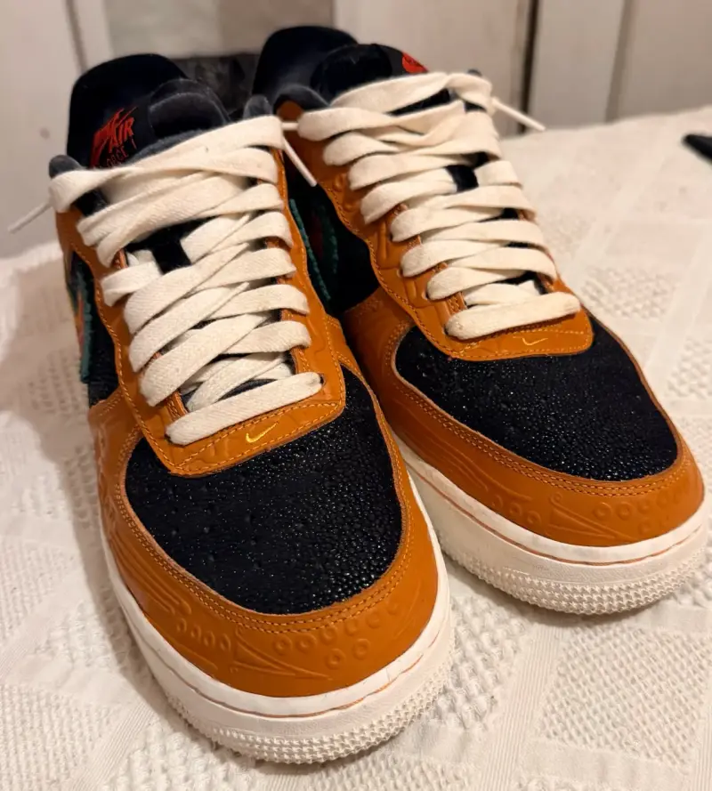 Zapatillas Nike Air Force 1 Familia edición especial - 3