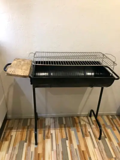 Parrilla de carbón con soporte metálico - miniatura 2