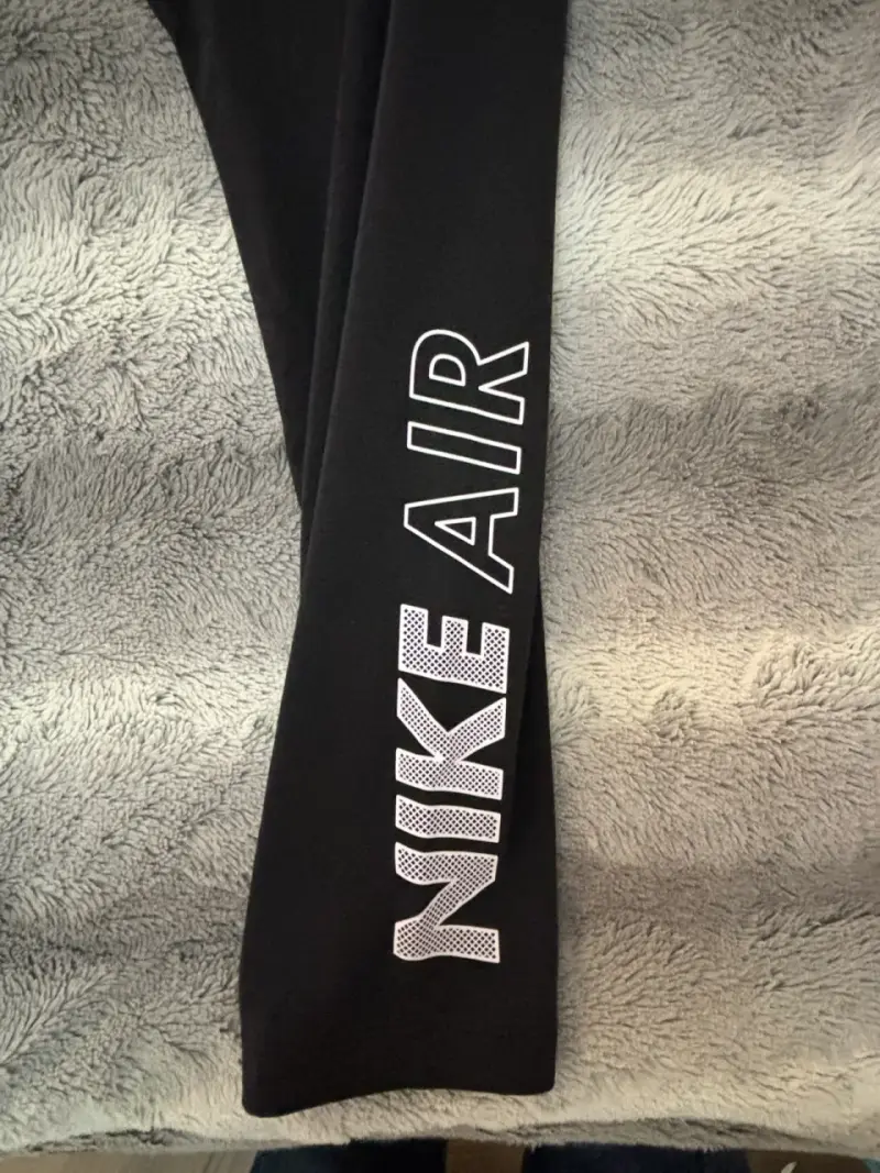 Leggings deportivos Nike Air negros para mujer - 2