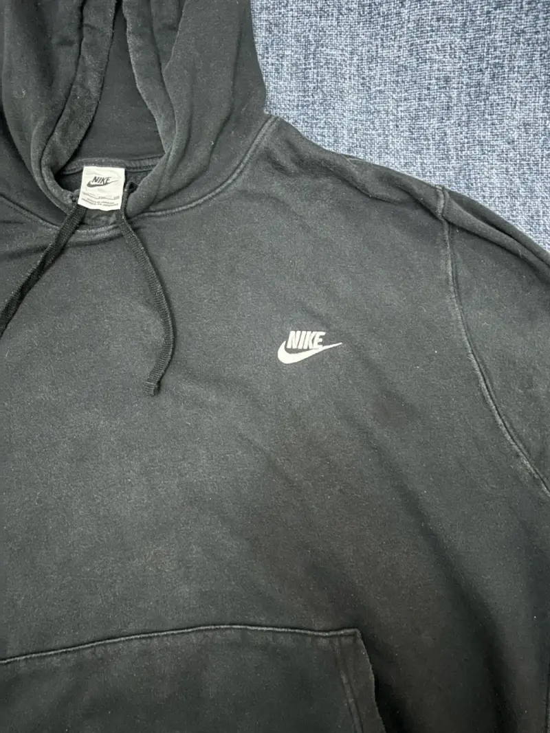 Polerón con capucha Nike negro para hombre - 2