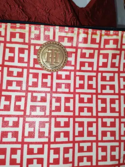 Bolso tote Tommy Hilfiger rojo con estampado - miniatura 3