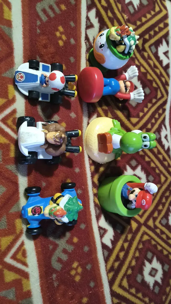 Set de figuras de Mario Kart y personajes