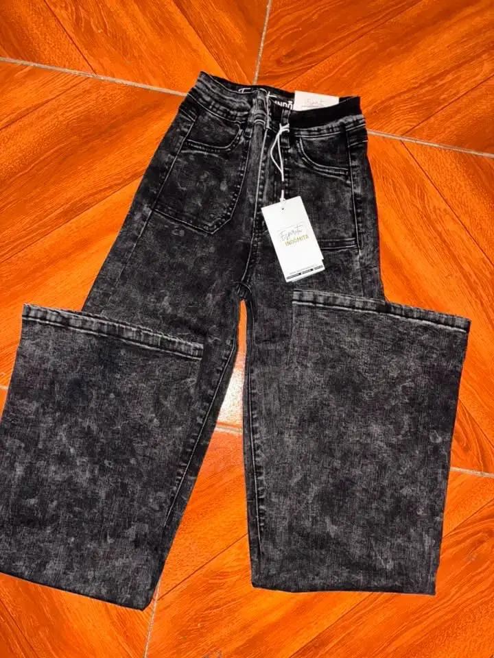 Jeans grises para mujer de tiro alto - 3