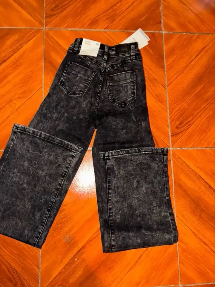 Jeans grises para mujer de tiro alto - 4