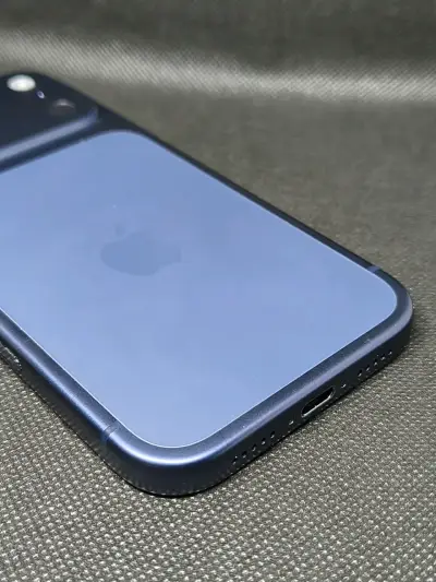 iPhone 17 Pro – 100% Batería | Garantía | Revisado - miniatura 3