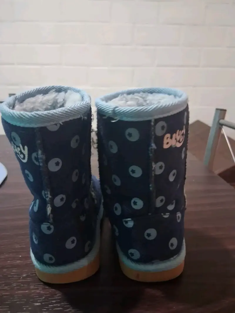 Botas de invierno para niños con diseño de Bluey - 2