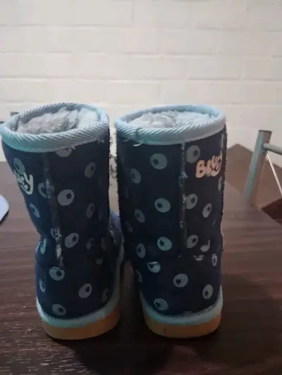 Botas de invierno para niños con diseño de Bluey - miniatura 2