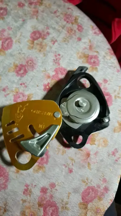 Polea de rescate Petzl Maestro. - miniatura 1
