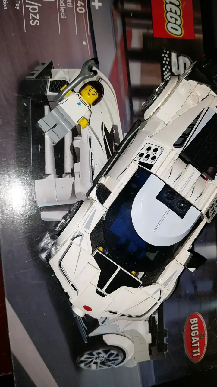 Set LEGO Speed Champions Bugatti Blanco - 2