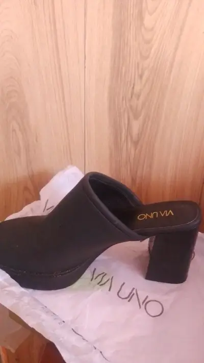 Zapatillas de tacón Via Uno negras - miniatura 1