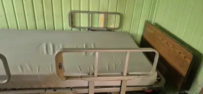 Catre Electrico, Modelo Hill-Rom 840 con barandas - miniatura 5
