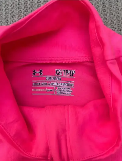 Polera deportiva mujer Under Armour rosa - miniatura 5