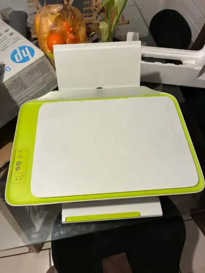 Impresora multifuncional HP DeskJet Ink Advantage 2135 - miniatura 2