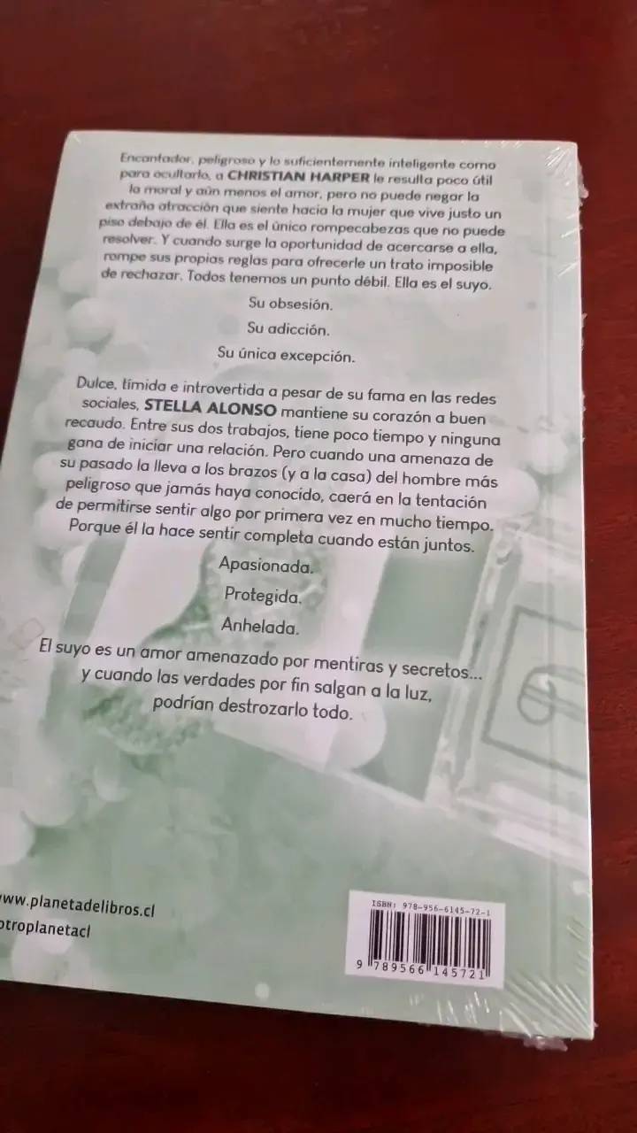 Libro 'Twisted Lies' de Ana Huang - 2