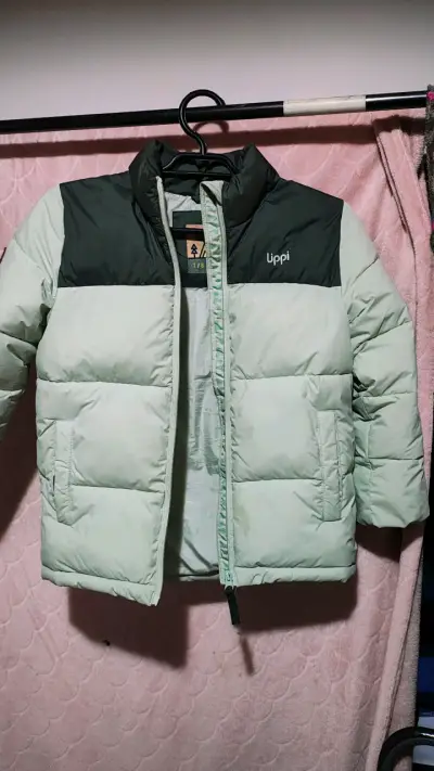 Chaqueta acolchada infantil Uppii verde y negra - miniatura 1