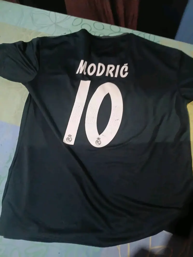 Camiseta fc barcelona y camisefa del real madrid - 4