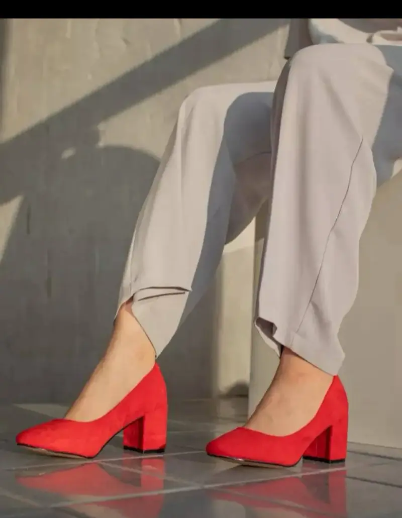Zapatos de Tacón Rojo para Mujer Elegantes