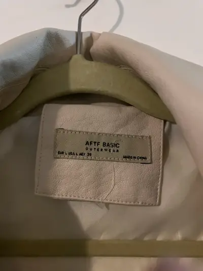Chaqueta corta beige de mujer AFF Basic - miniatura 2