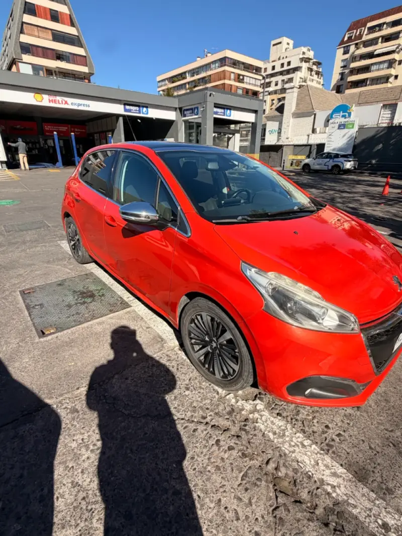 Peugeot 208 año 2019 - 4