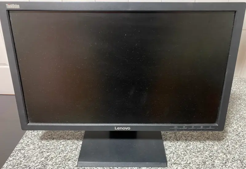 Monitor Lenovo ThinkVision 17 pulgadas - 2