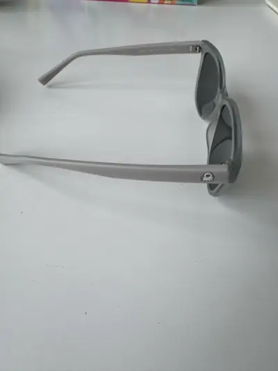 Gafas de Sol United Colors of Benetton Gris - miniatura 5