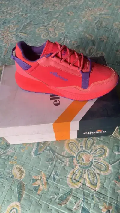 Zapatillas deportivas Ellesse color rojo y morado - miniatura 2