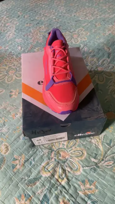 Zapatillas deportivas Ellesse color rojo y morado - miniatura 3